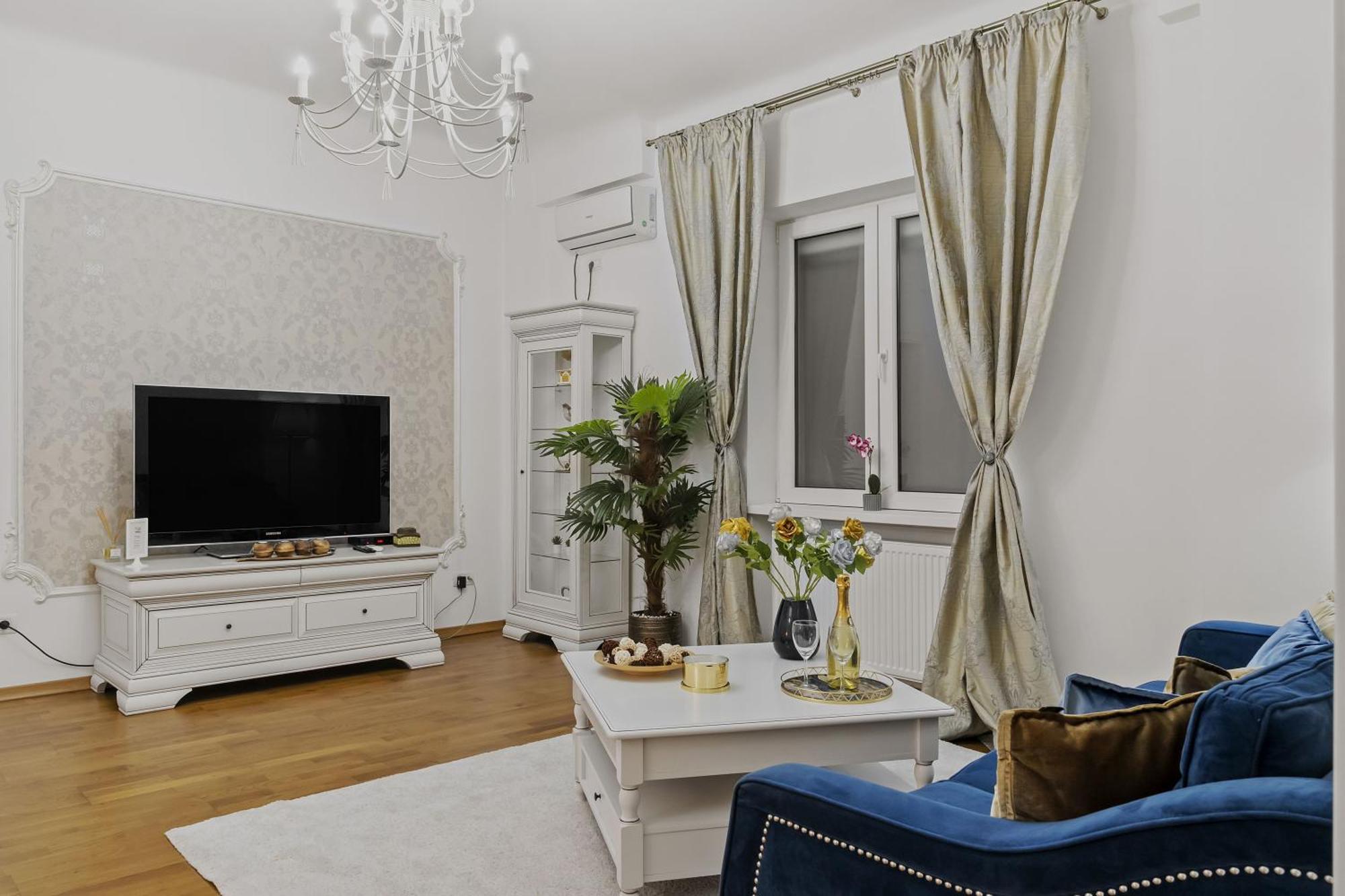Sweet Luxury Three Rooms Apartment City Center Universitate Bukurešť Exteriér fotografie